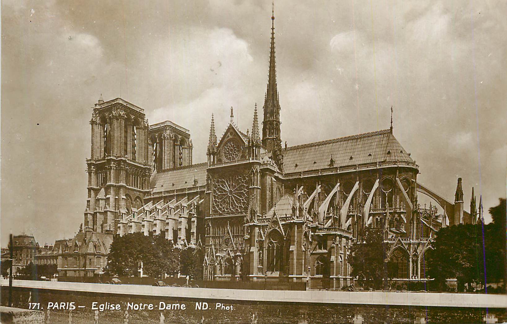 CPM Paris L'Eglise Notre Dame