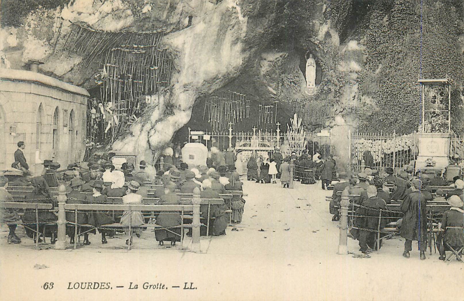 CPA Lourdes La Grotte