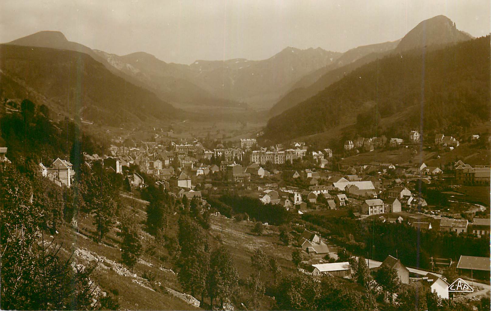 CPM Le Mont Dore Vue Generale