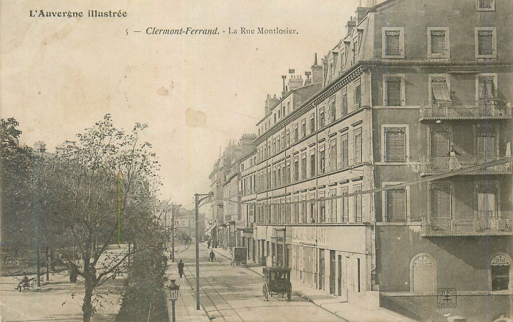 CPA Clermont Ferrand L'Auvergne Illustree La Rue Montlosier