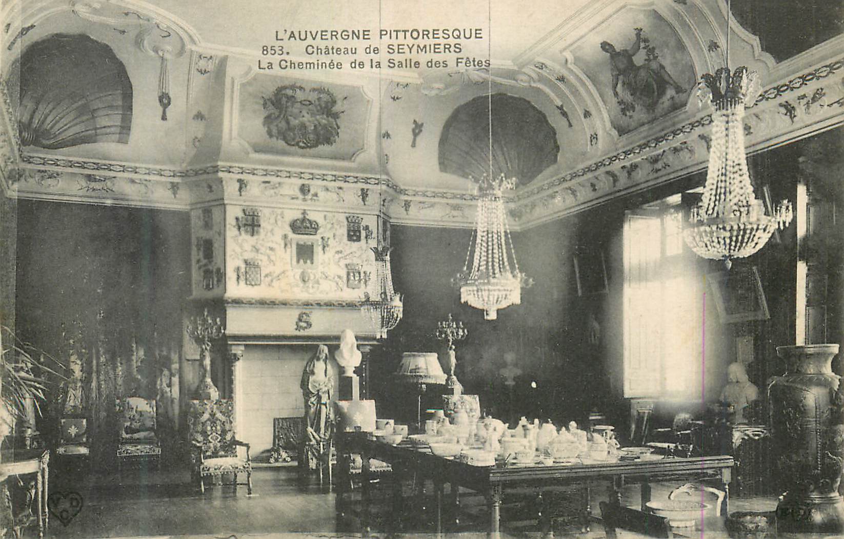 CPA Chateau de Seymiers L'Auvergne Pittoresque La Cheminee de la Salle des Fetes