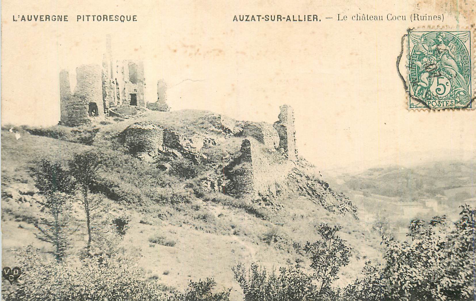 CPA Auzat sur Allier L'Auvergne Pittoresque Le Chateau Cocu (Ruines)