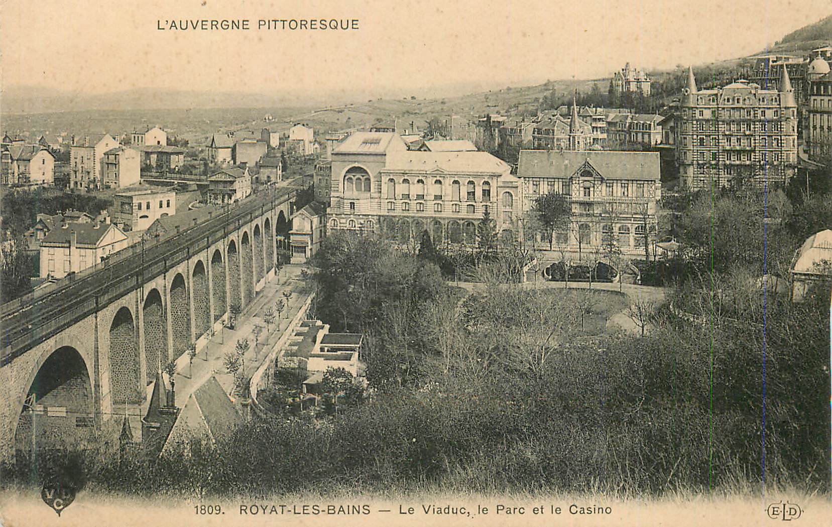Royat-les-Bains — Der Viadukt, der Park und das Casino