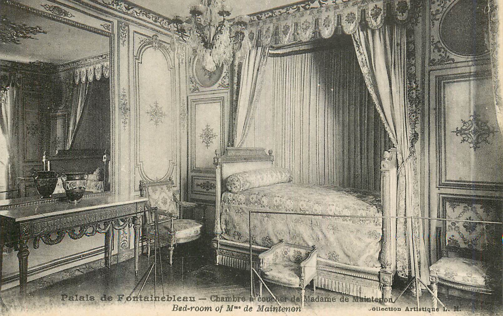 Palais de Fontainebleau — Chambre à coucher de Madame de Maintenon — Collection Artistique L. M.