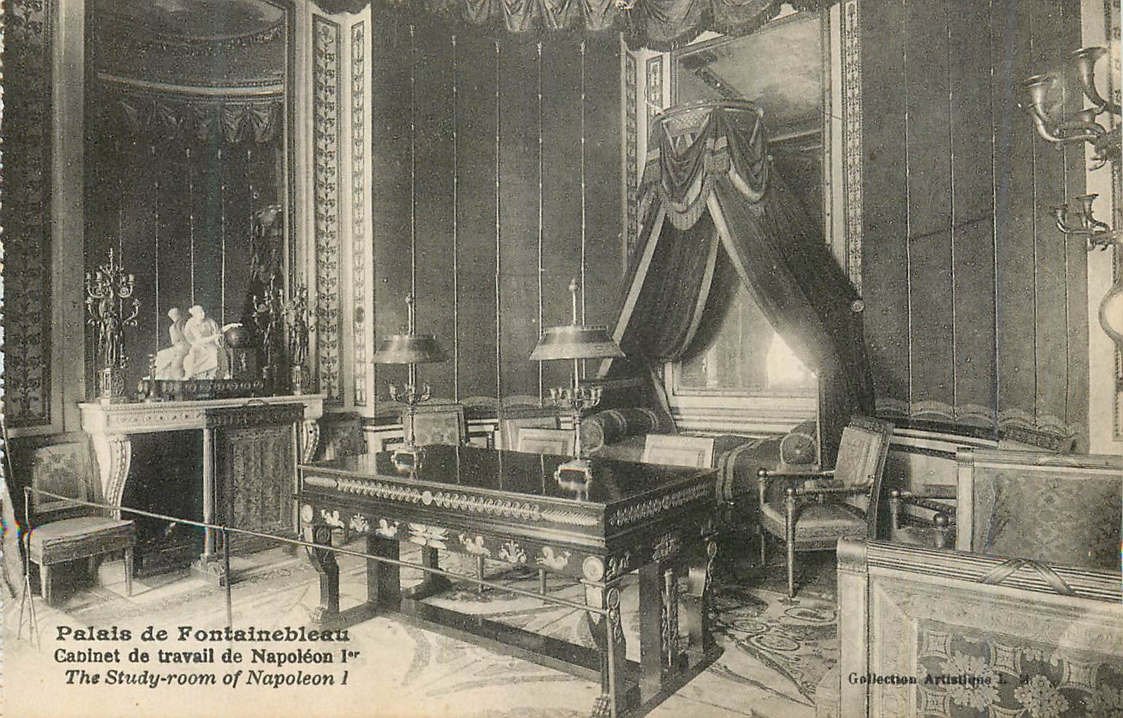 Palais de Fontainebleau — Cabinet de travail de Napoléon Ier — Collection Artistique 1