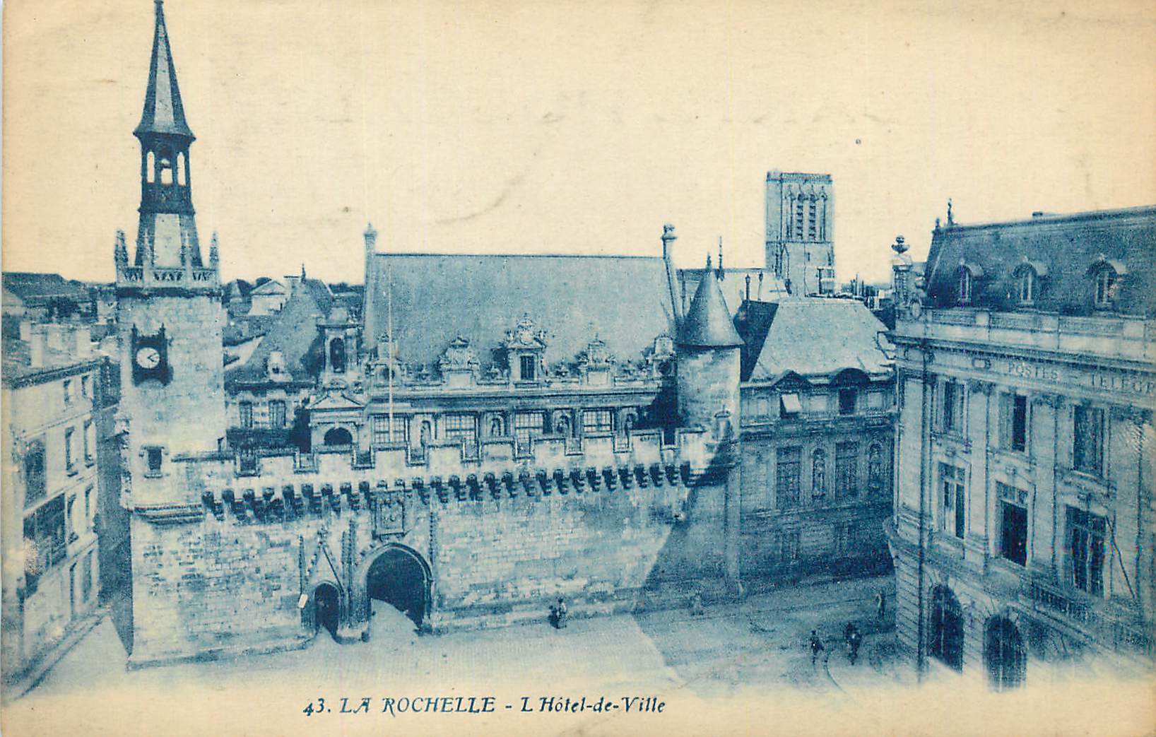 CPA La Rochelle L'Hotel de Ville
