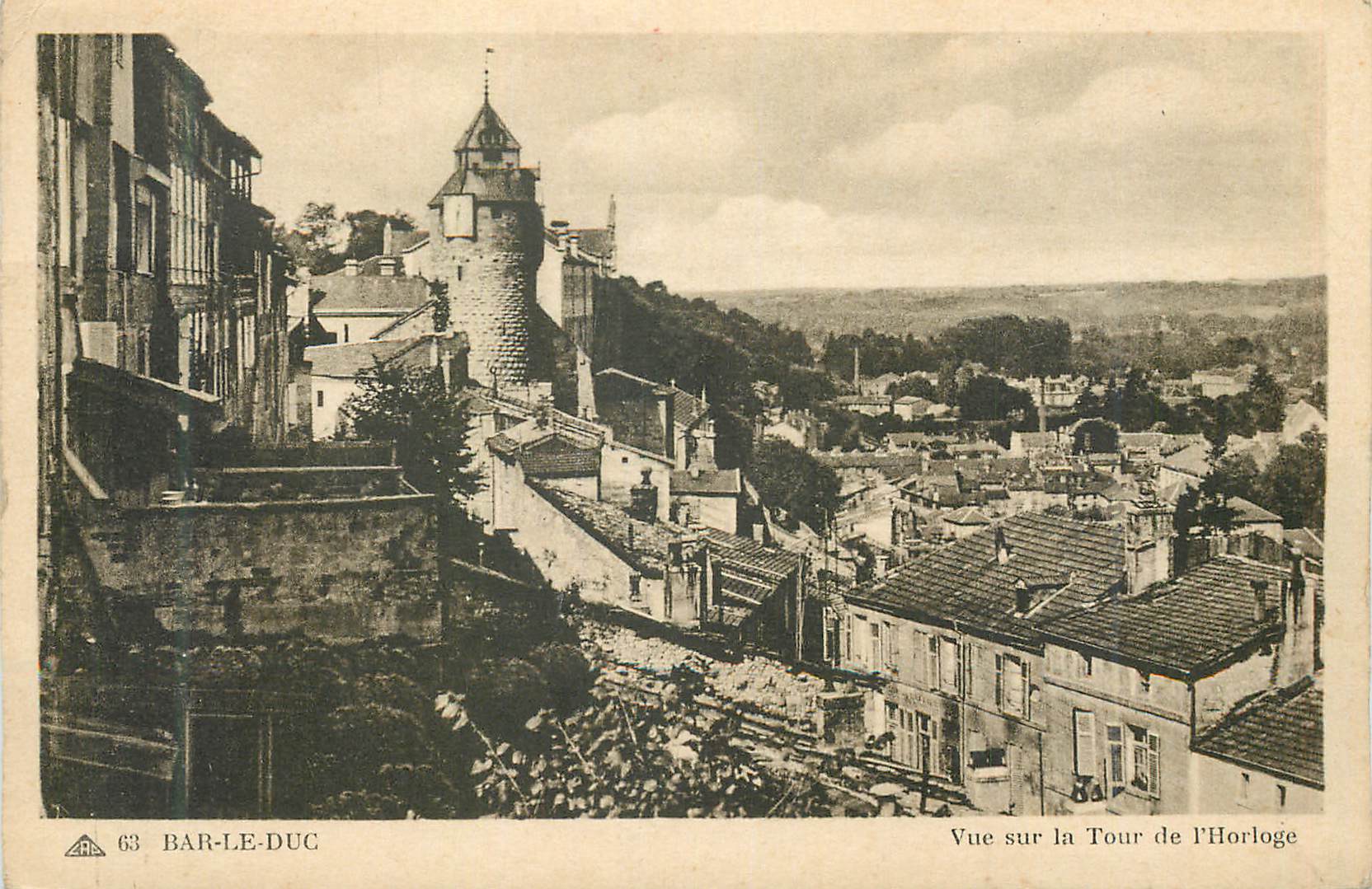 Bar-le-Duc — Vue sur la Tour de l'Horloge — éditeur ARA, n° 63