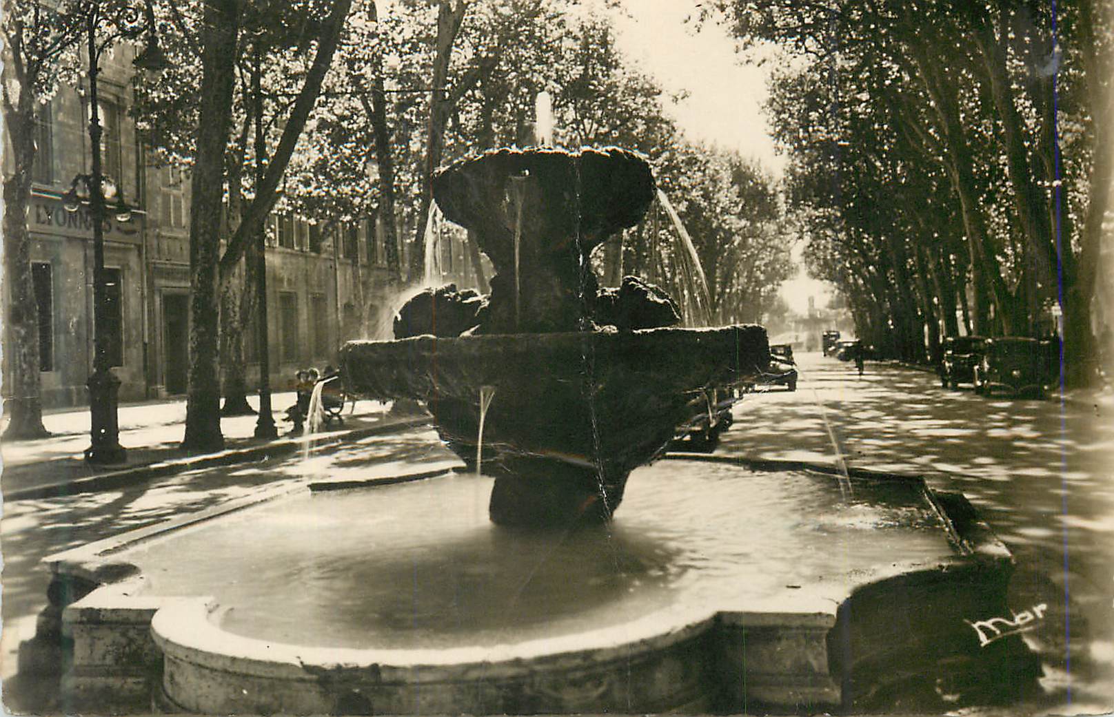 Monumentale Fontäne — Bäumerei-Avenue — Mar (Verleger) n° 147