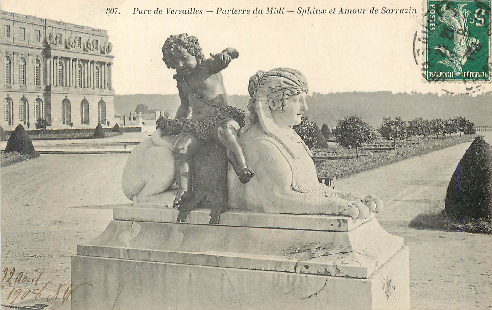 CPA Parc de Versailles Parterre du Midi Sphinx et Amour de Sarrazin