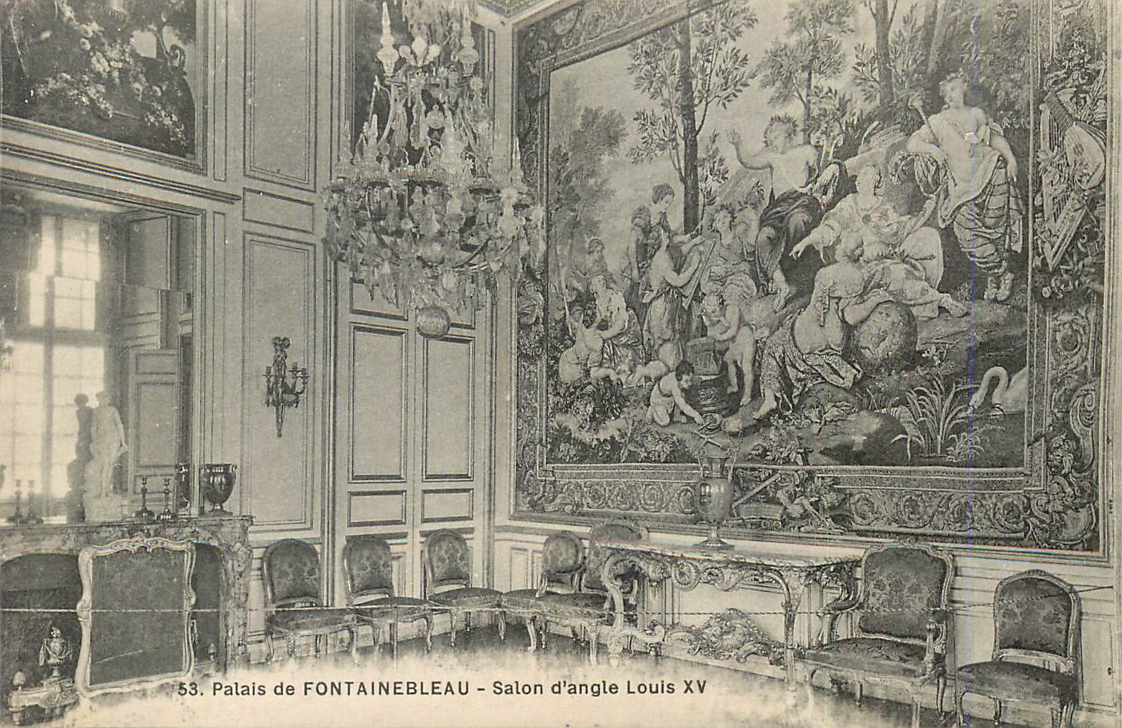 Palais de FONTAINEBLEAU — Salon d'angle Louis XV — n° 53