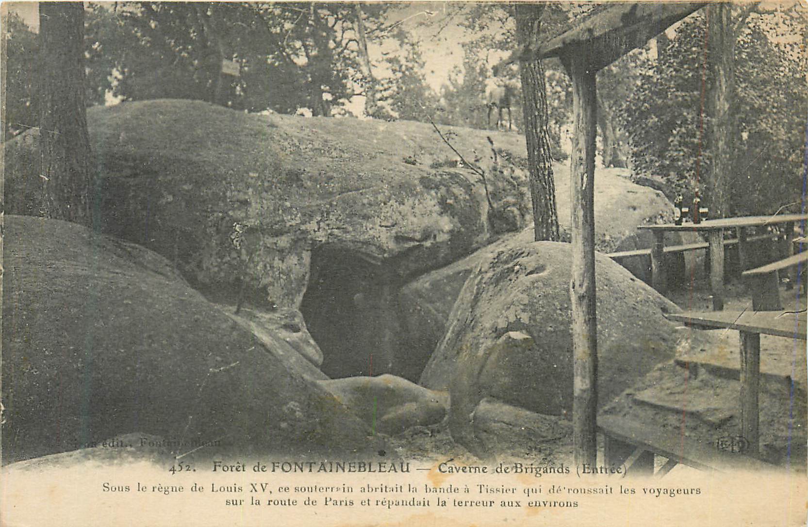 Wald von FONTAINEBLEAU — Höhle der Banditen (Eingang)