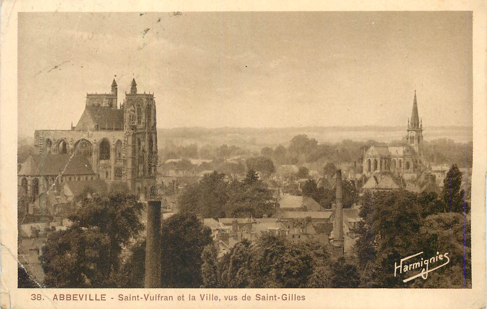 CPA Abbeville Saint Vulfran et la Ville vus de Saint Gilles