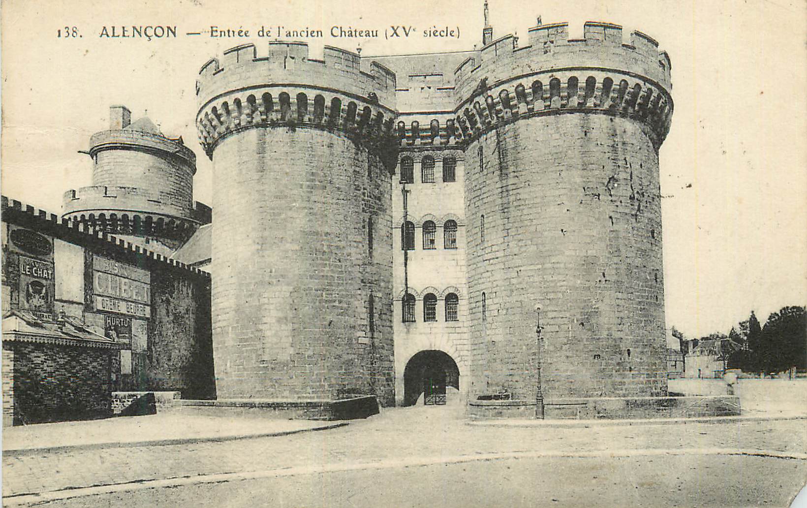CPA Alencon Entree de l'ancien Chateau (XVe Siecle)