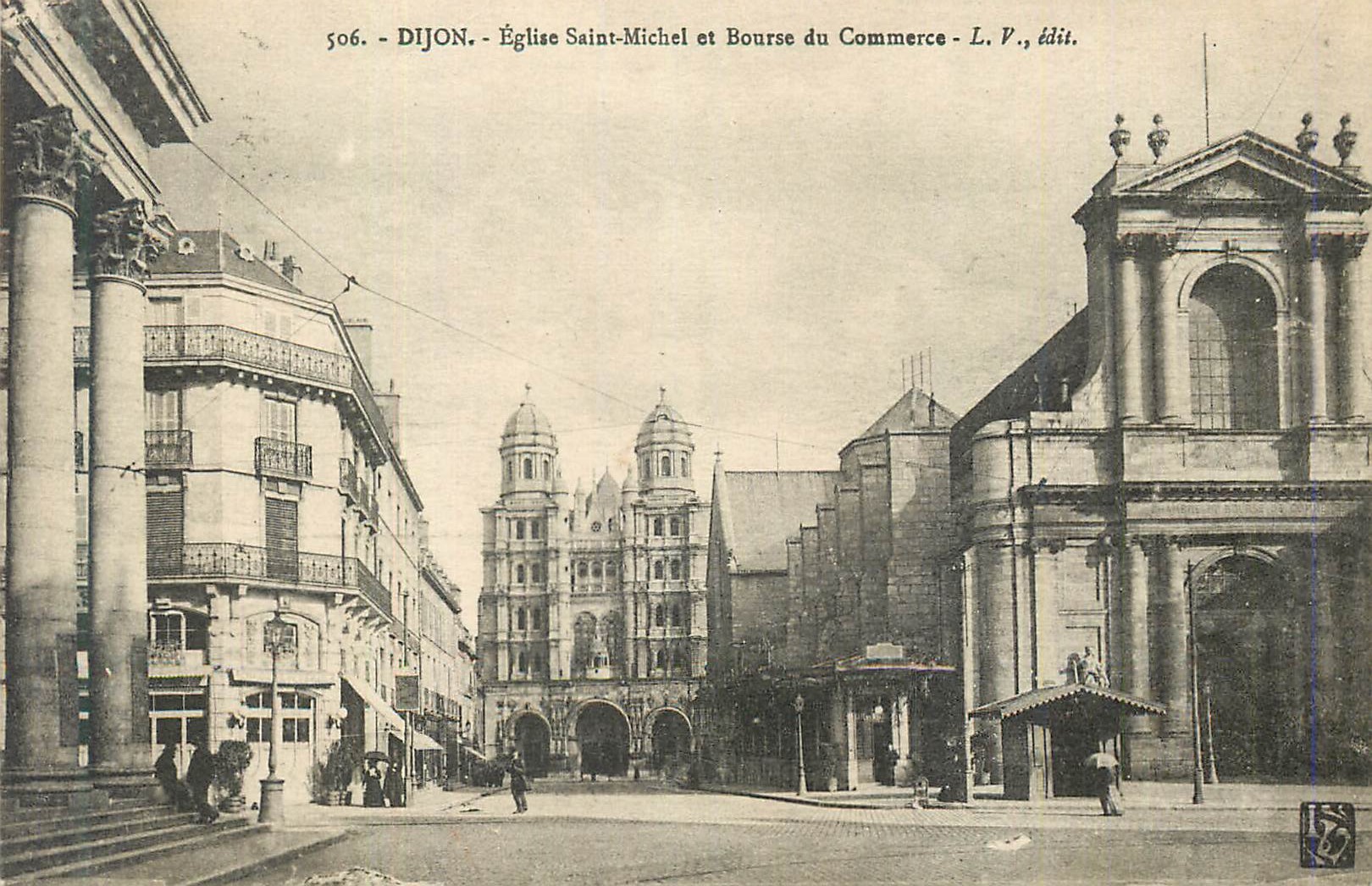 CPA Dijon Eglise Saint Michel et Bourse du Commerce