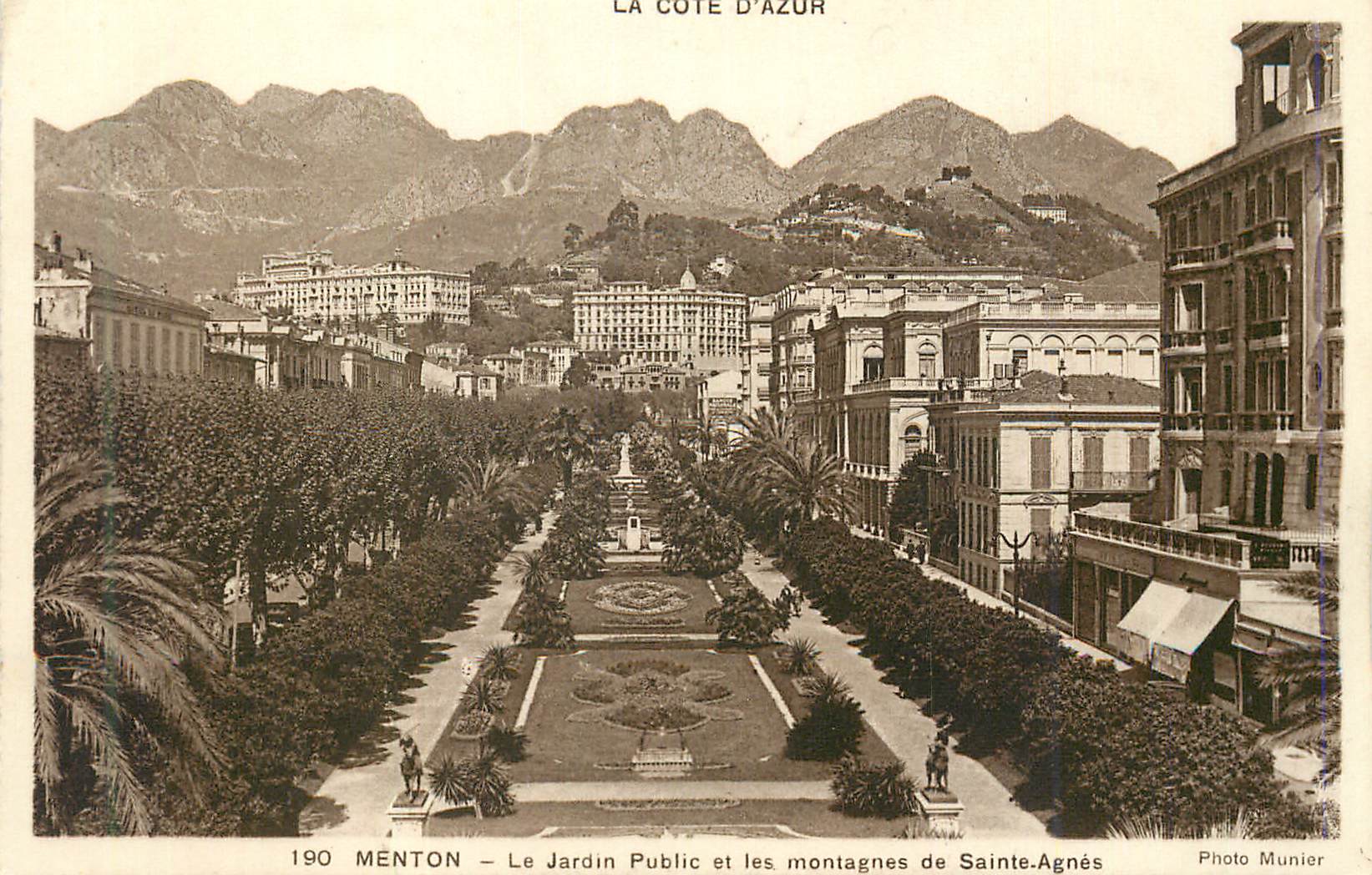 CPA Menton La Cote d'Azur Le Jardin Public et les Montagnes de Sainte Agnes