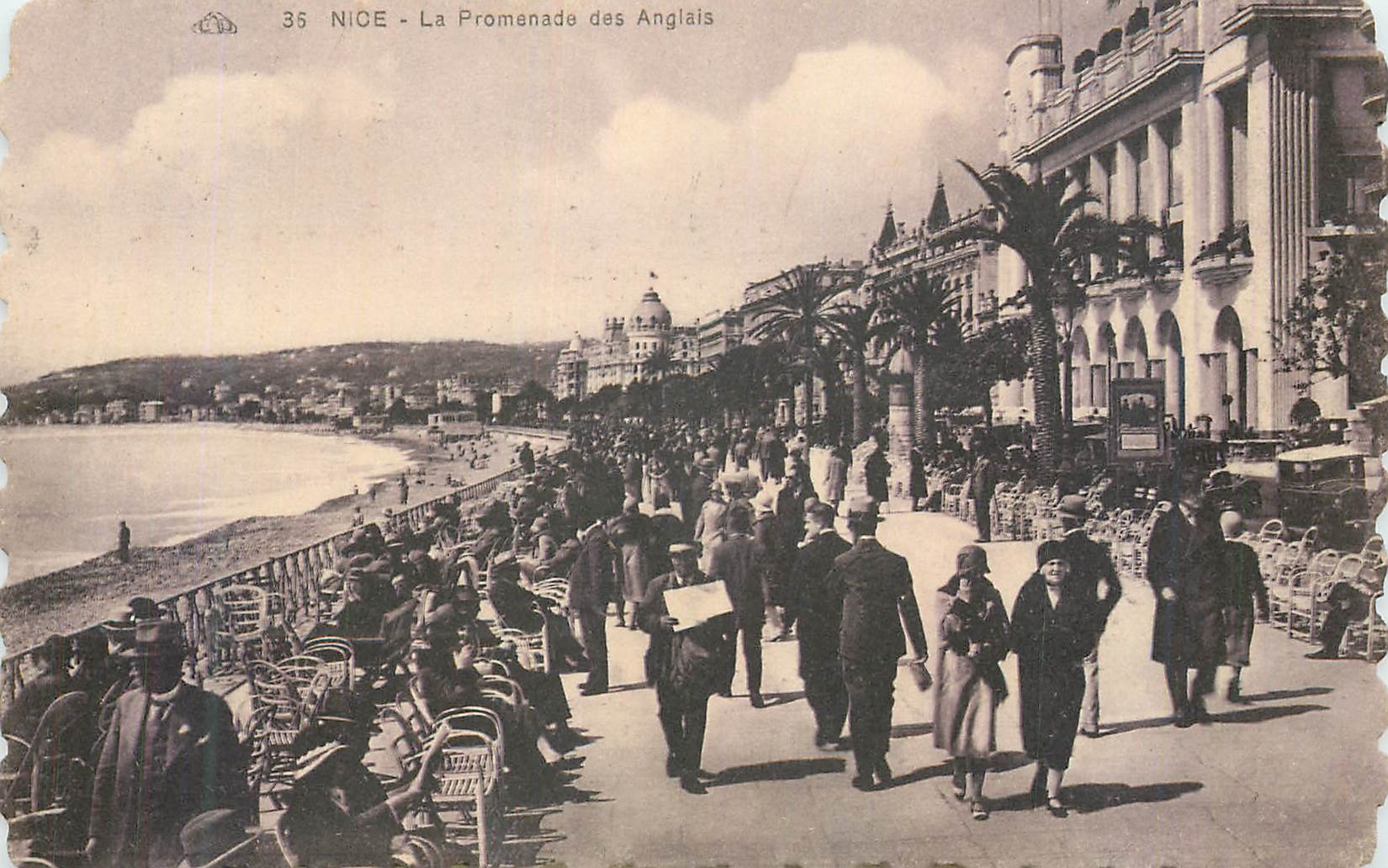 CPA Nice La Promenade des Anglais
