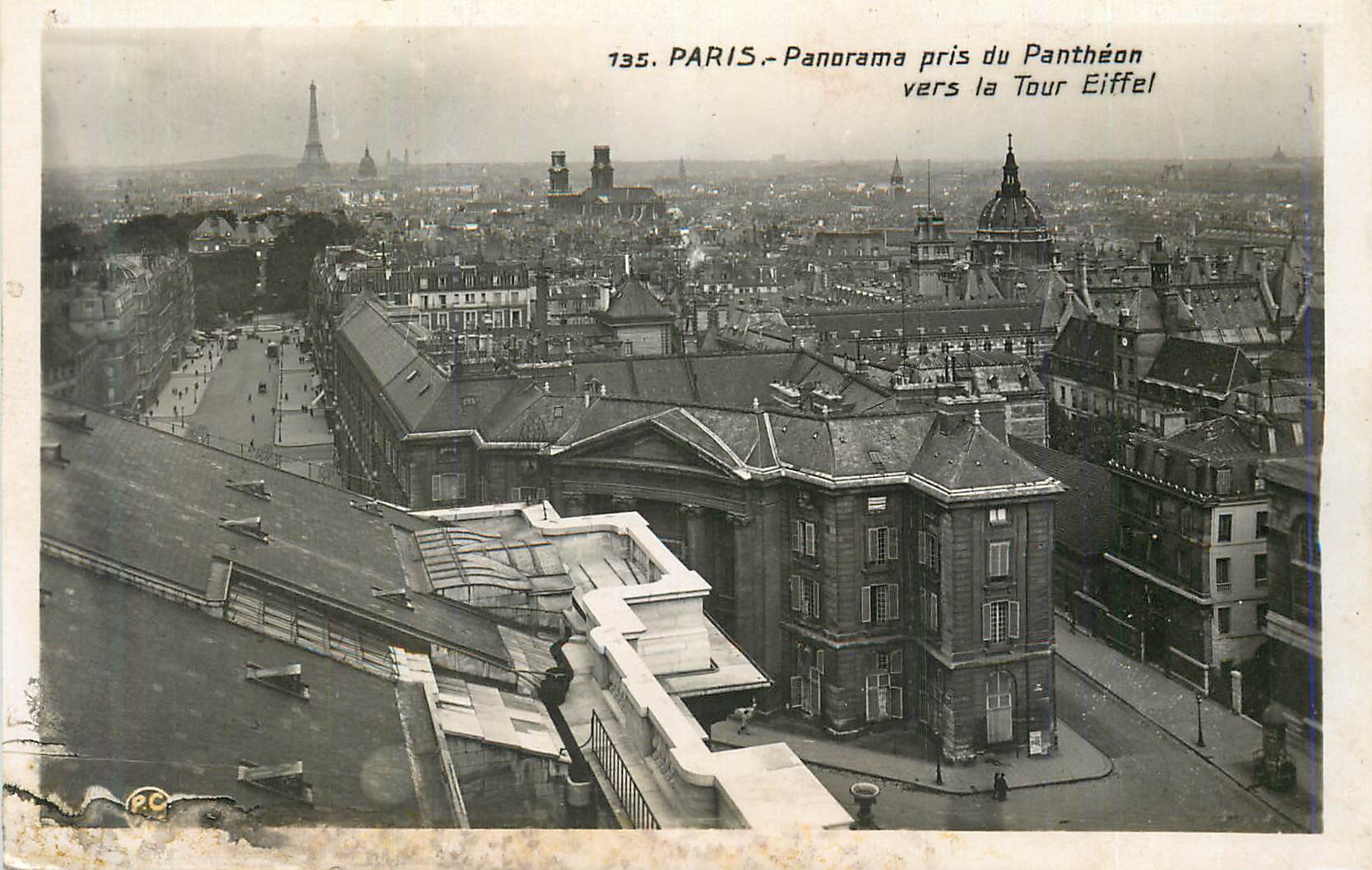 Paris - Panorama pris du Panthéon vers la Tour Eiffel — éditeur RC, n° 135