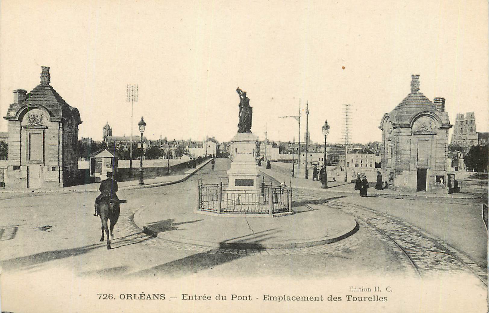 CPA Orleans Entree du Pont Emplacement des Tourelles
