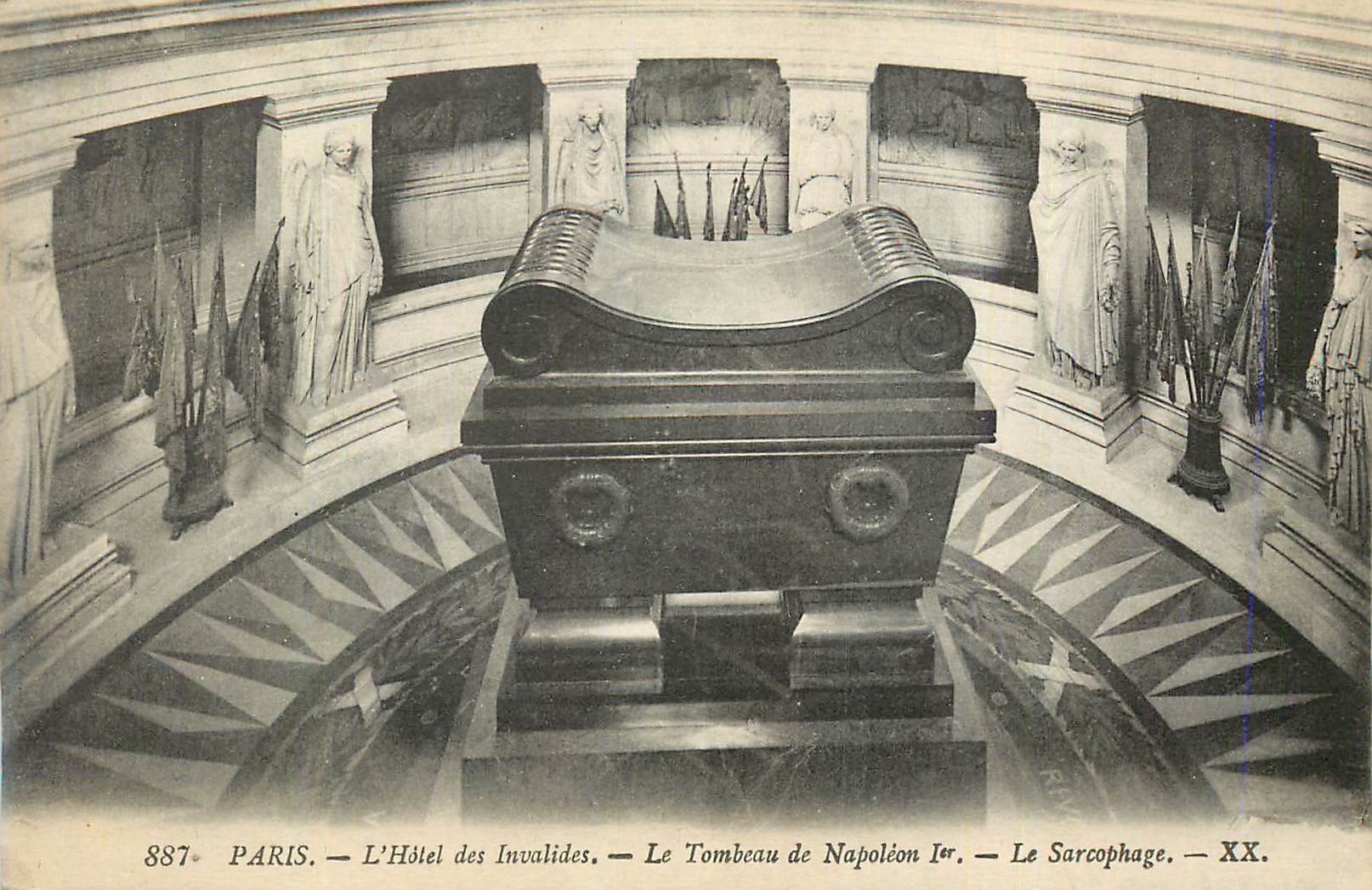 Paris — L'Hôtel des Invalides — Le Tombeau de Napoléon Ier — Le Sarcophage — XX.