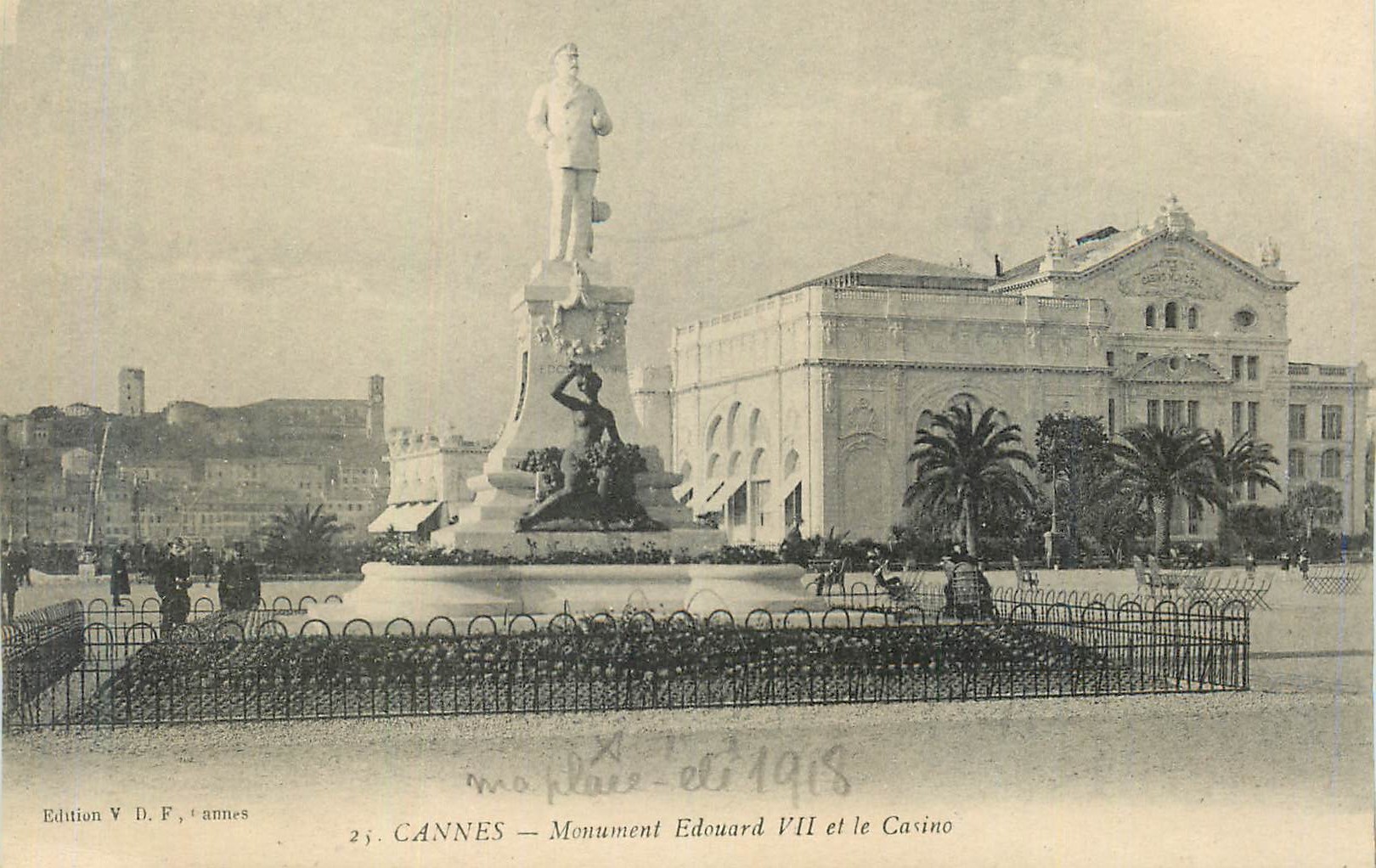 CPA Cannes Monument Edouard VII et le Casino
