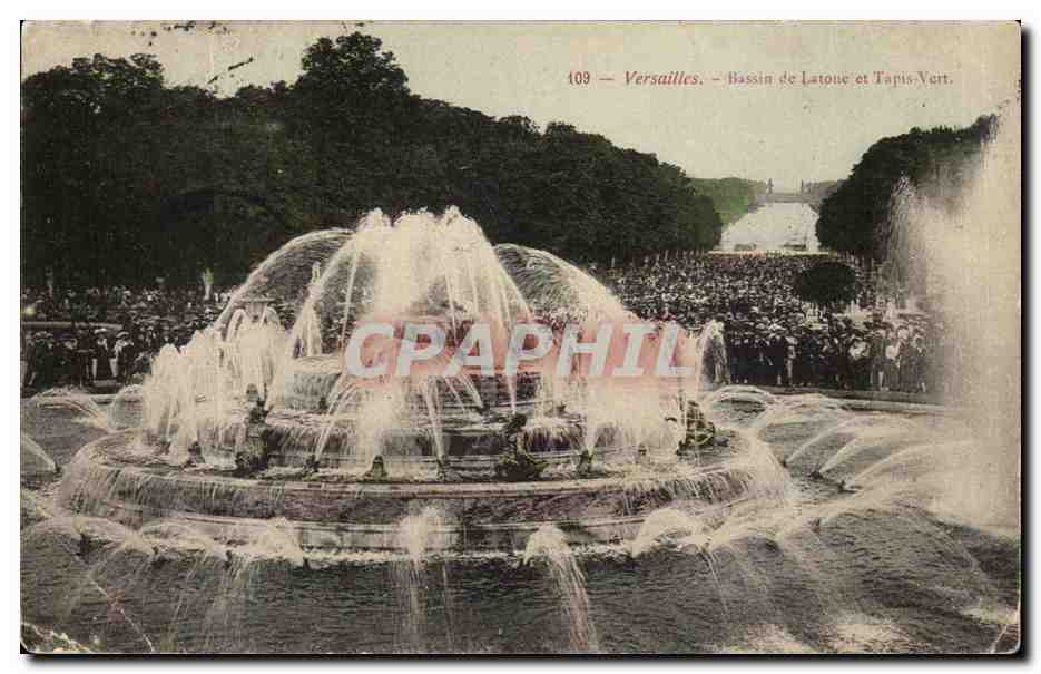 Versailles CPA Bassin de Latone et tapis vert