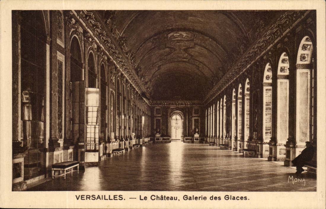 Versailles CPA Le chateau Galerie des glaces