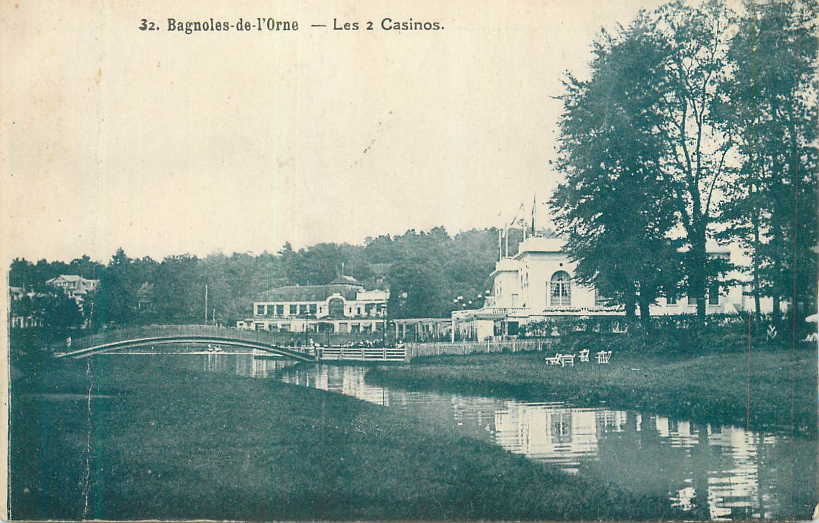 CPA Bagnoles de l'Orne les 2 Casinos