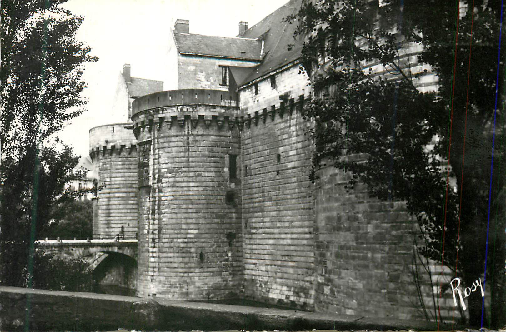 CPM Nantes Chateau des Ducs de Bretagne (XVe siecle) les Tours d'Entree