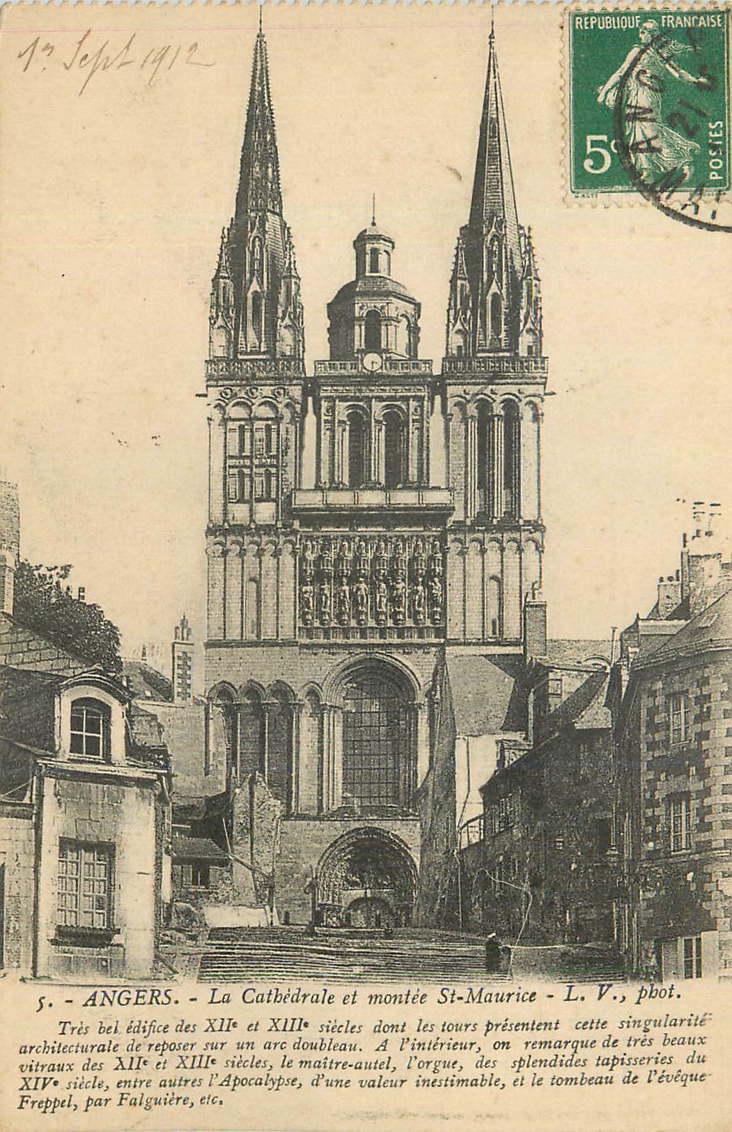 CPA Angers la Cathedrale et Montee St Maurice