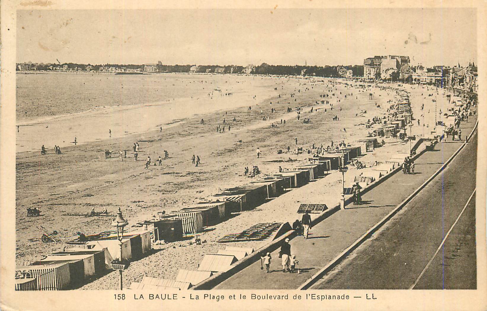 CPA La Baule la Plage et le Boulevard de l'Esplanade