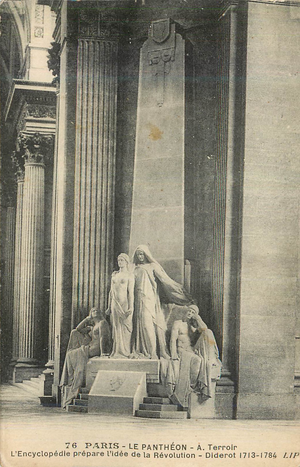CPA Paris le Pantheon Terroir L'encyclopedie prepare l'idee de la Revolution Diderot
