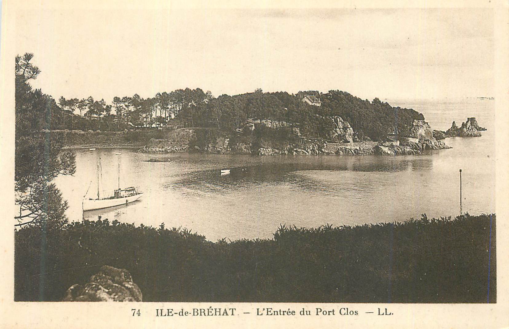 CPA Ile de Brehat l'Entree du Port Clos Bateau