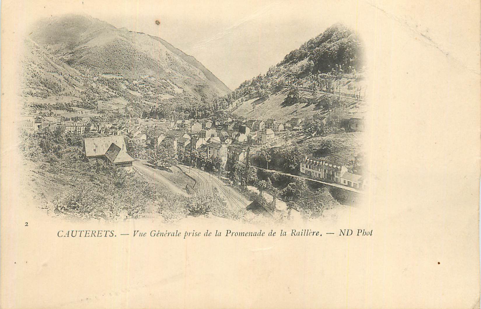 CPA Cauterets Vue Generale Prise de la Promenade de la Raillere