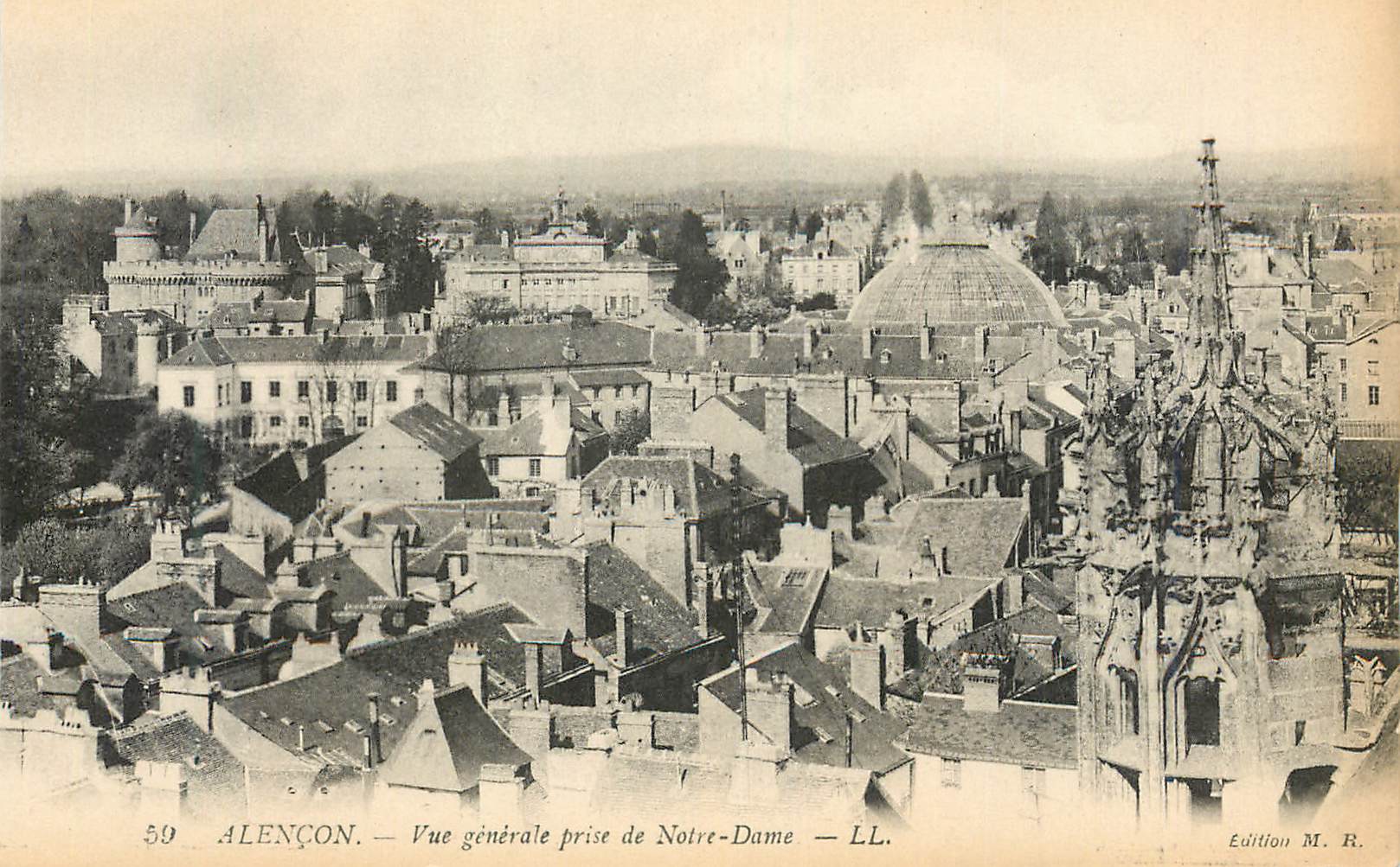 CPA Alencon Vue Generale Prise de Notre Dame