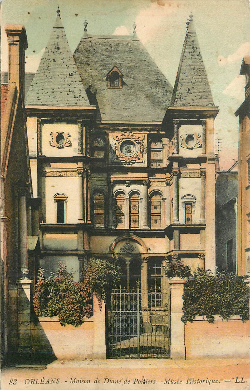 CPA Orleans Maison de Diane de Poitiers