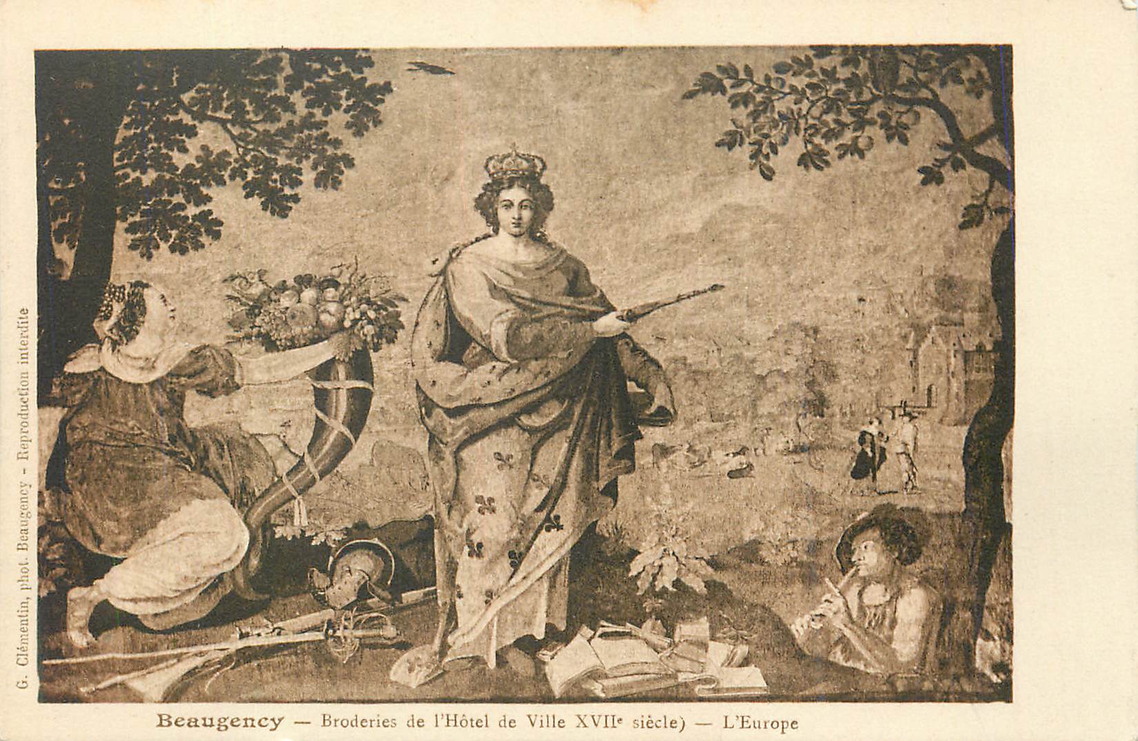 CPA Beaugency Broderies de l'Hotel de Ville (XVIIe siecle)