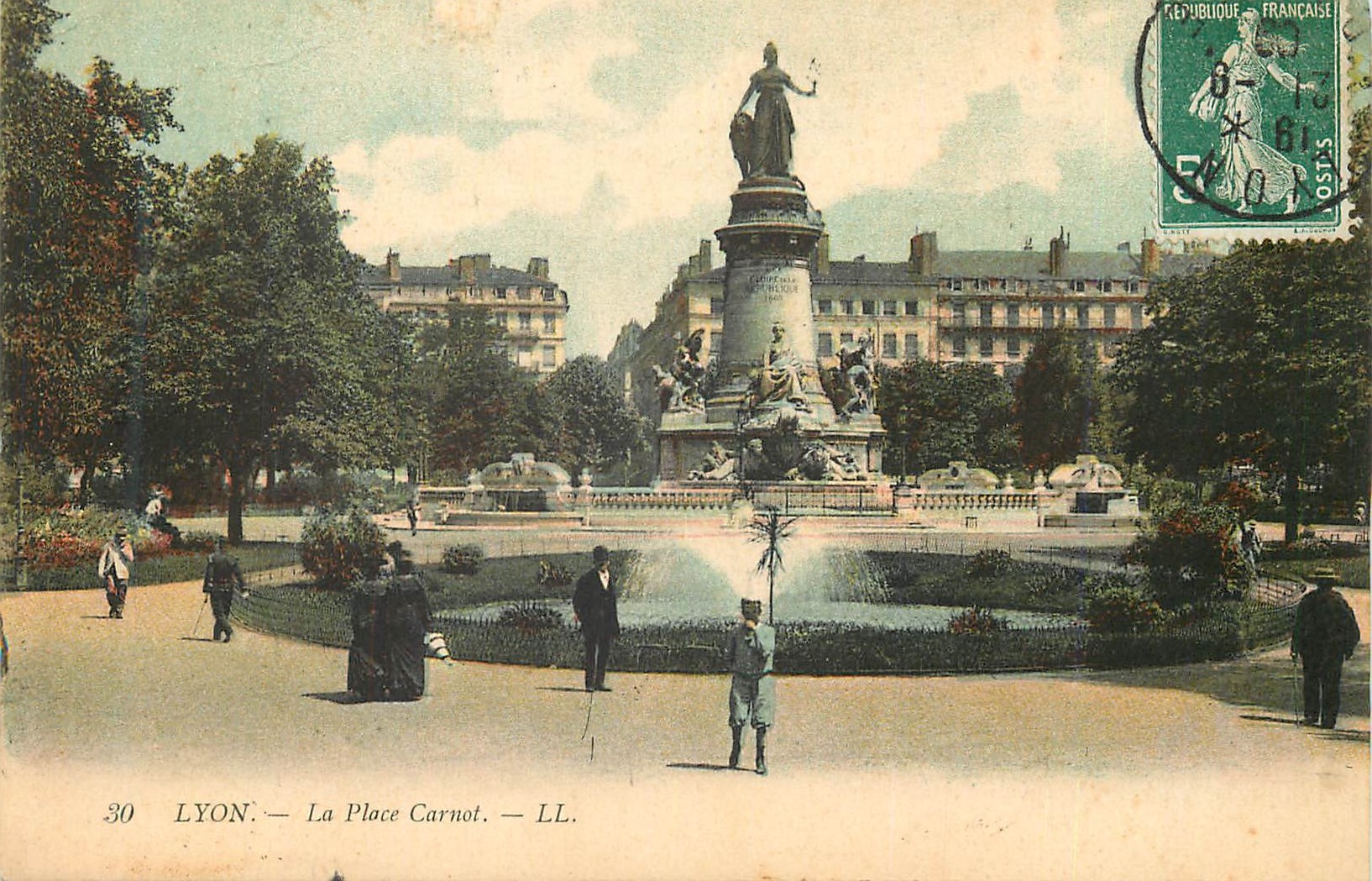 LYON — La Place Carnot — LL.