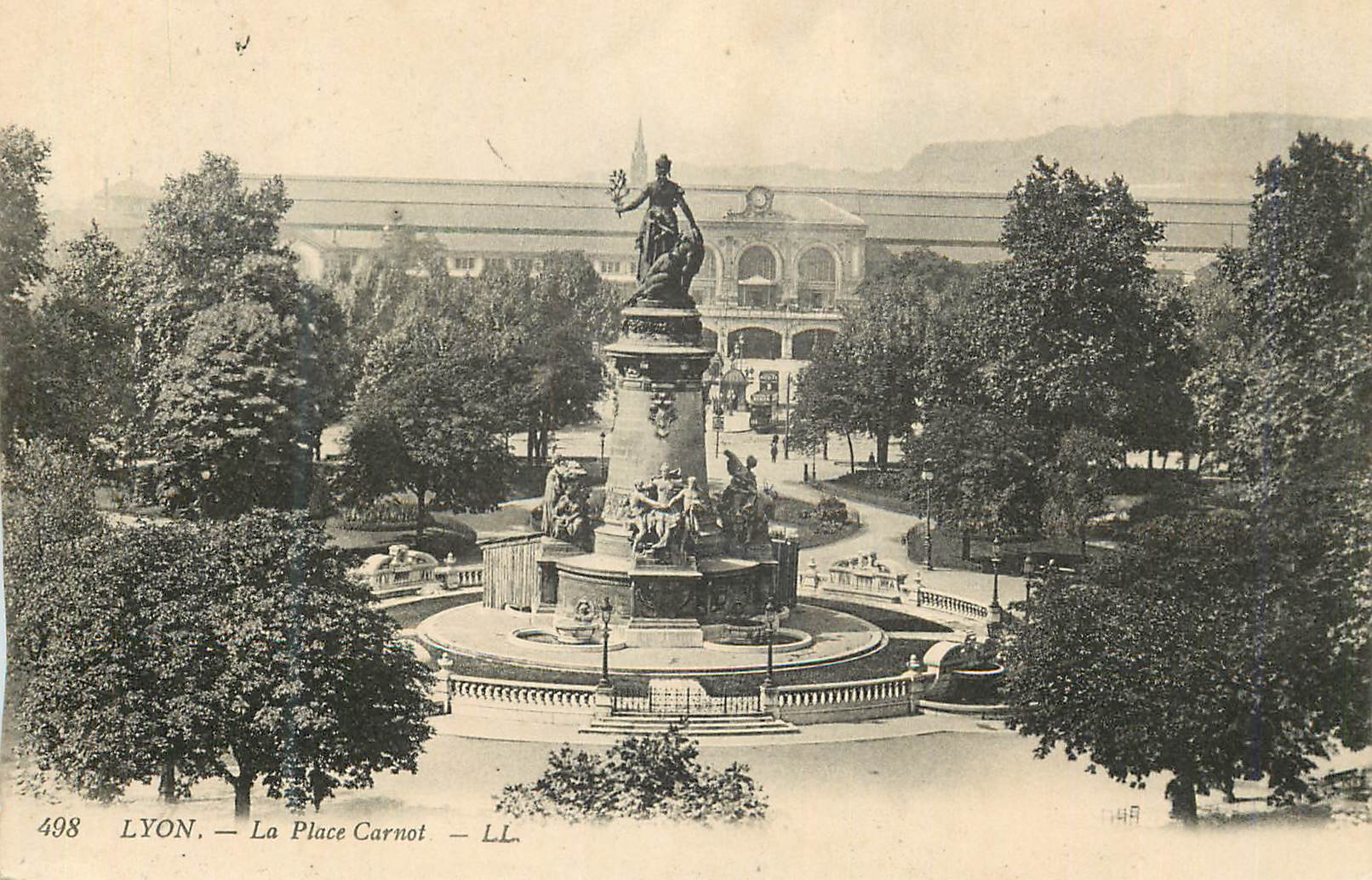 CPA Lyon la Place Carnot