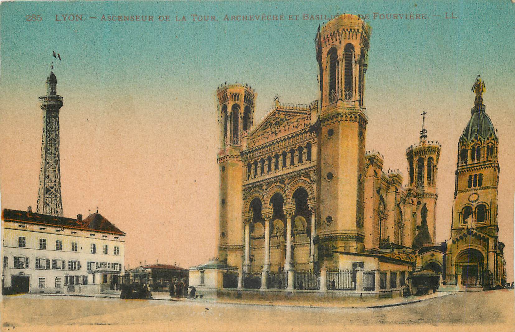 CPA Lyon Ascenseur de la Tour 