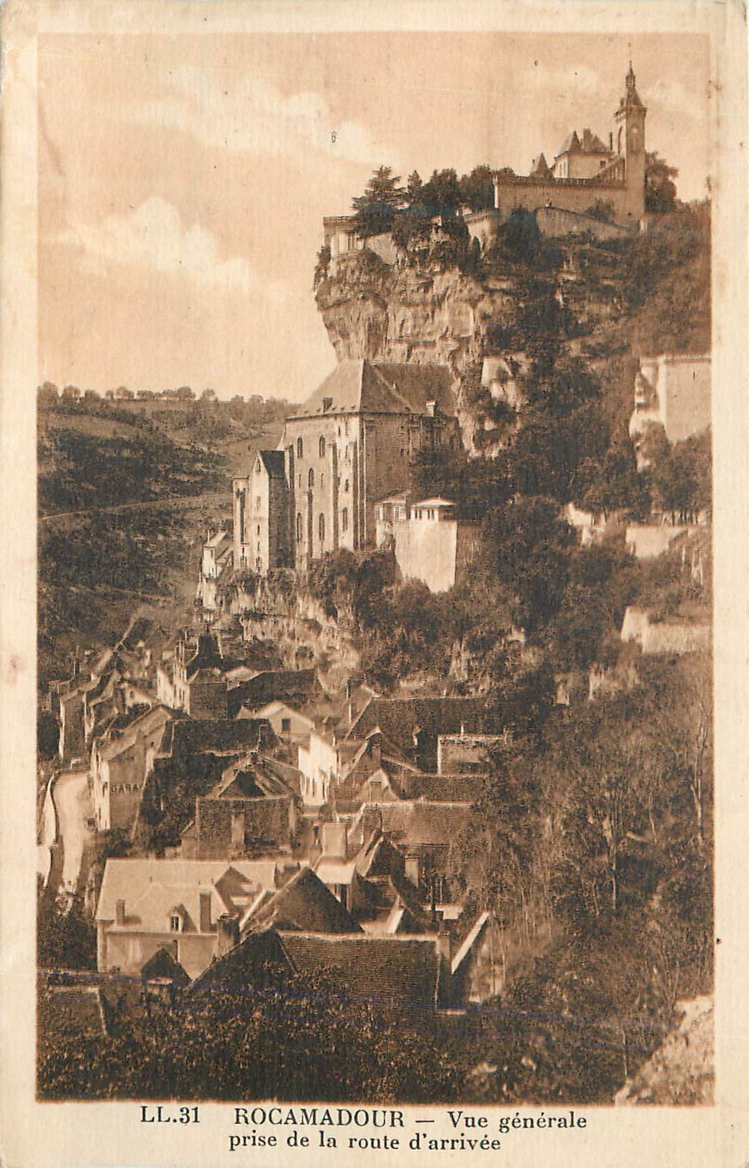 CPA Rocamadour Vue Generale Prise de la Route d'Arrivee