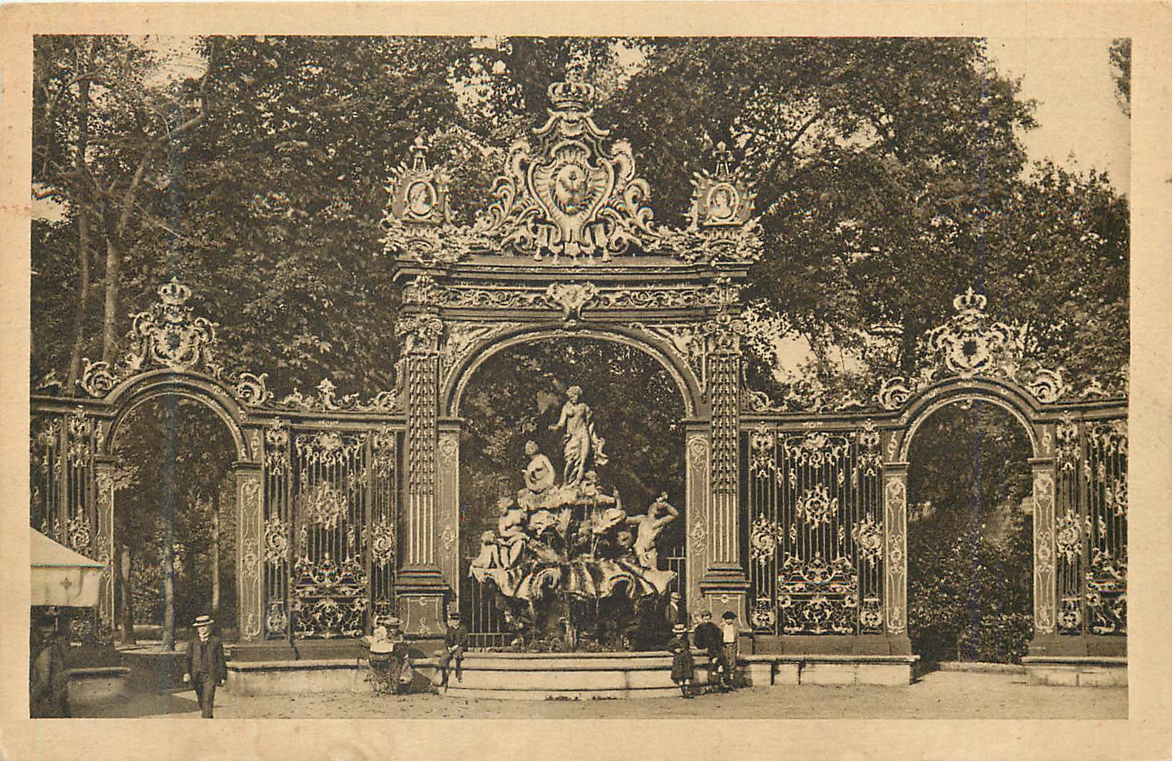 CPA Nancy Place Stanislas Grilles en Fer Forge de Jean Lamour