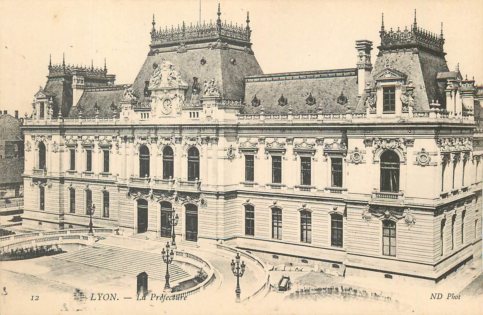 CPA Lyon la Prefecture