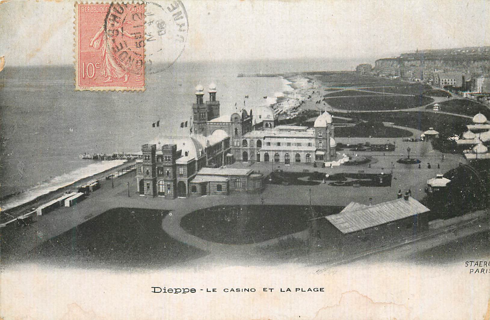 CPA Dieppe Le Casino et la Plage