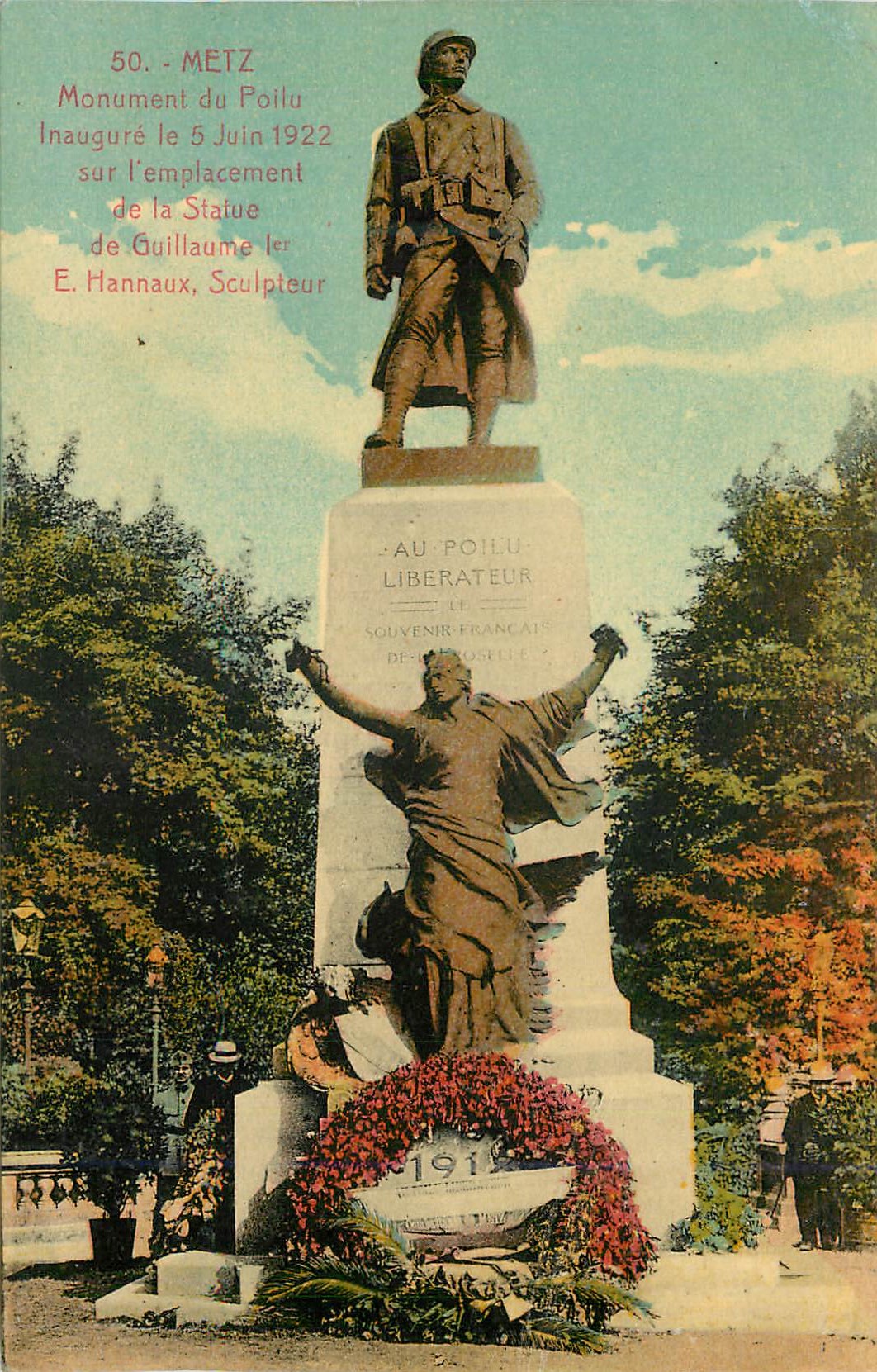 CPA Metz Monument du Poilu Inaugure le 5 Juin 1922 sur l'emolacement Militaria