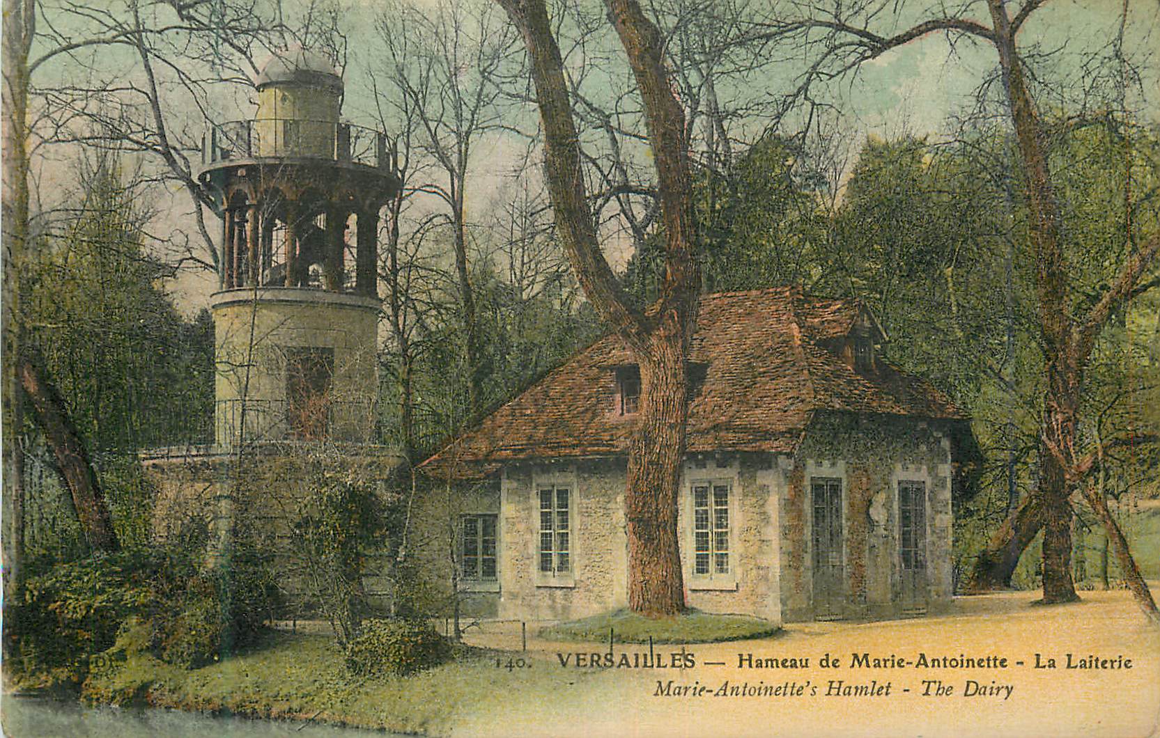 CPA Versailles Hameau de Marie Antoinette La Laiterie