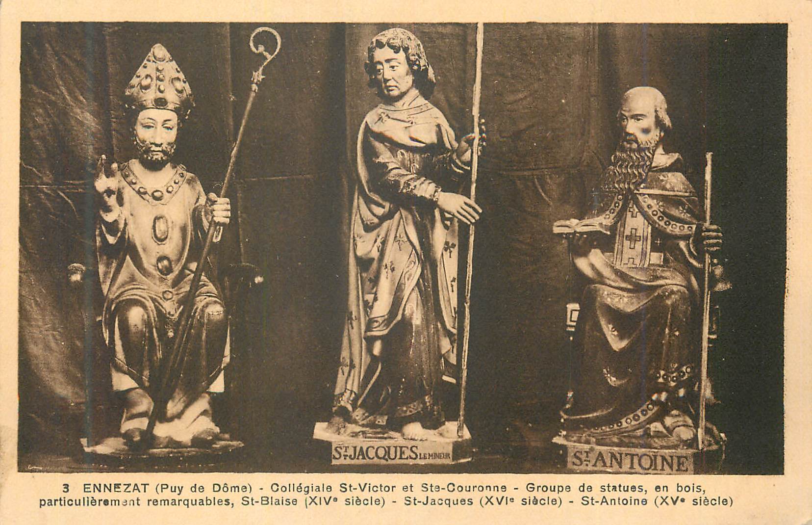 Ennezat (Puy de Dôme) — Collégiale St-Victor et St-Couronne — Groupes de statues en bois, XVIIe siècle
