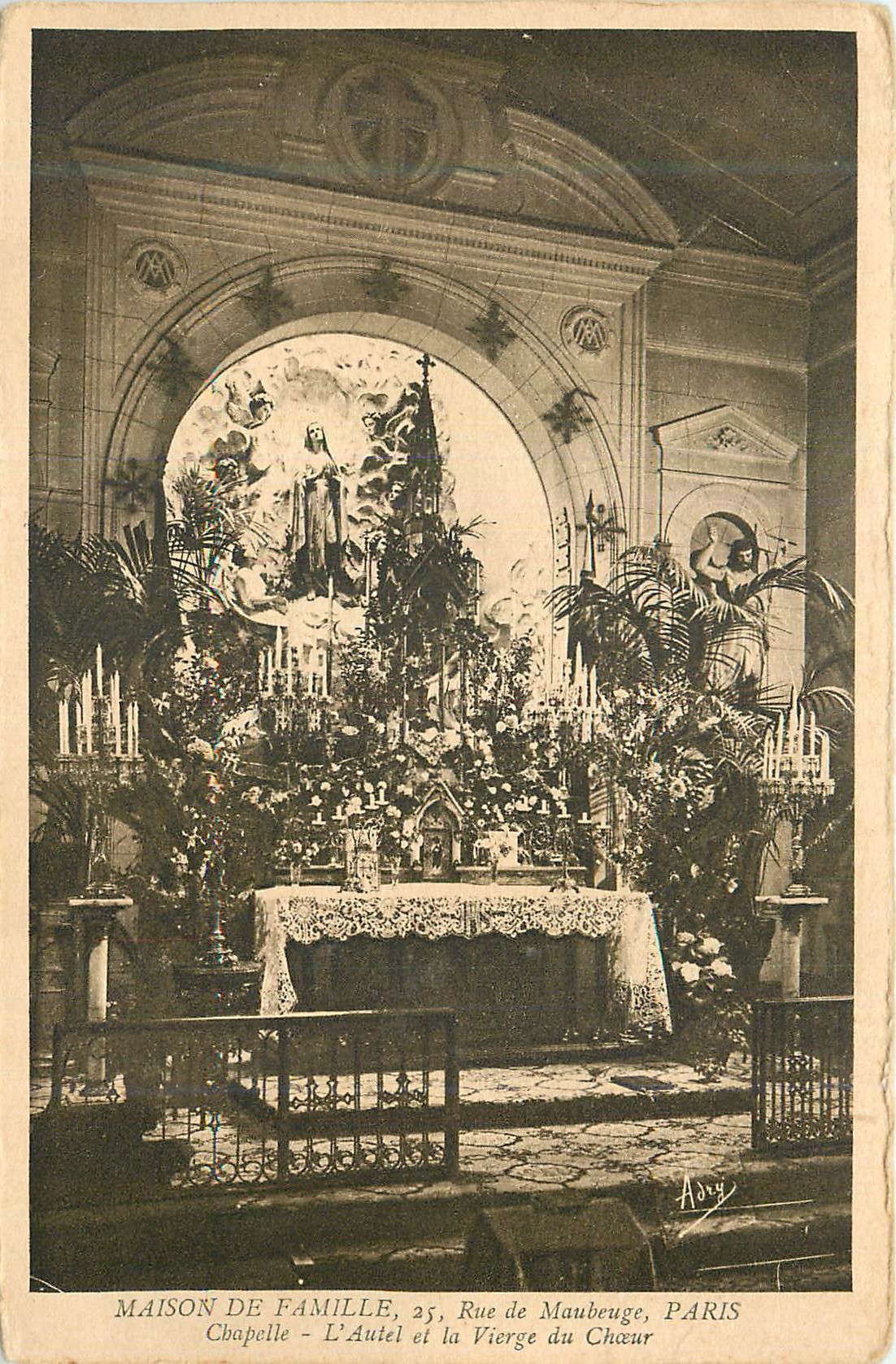 CPA Paris Maison de Famille Chapelle L'Autel et la Vierge du Choeur