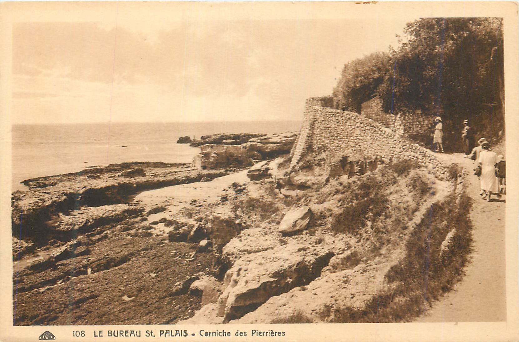 CPA Le Bureau St Palais Corniche des Pierrieres
