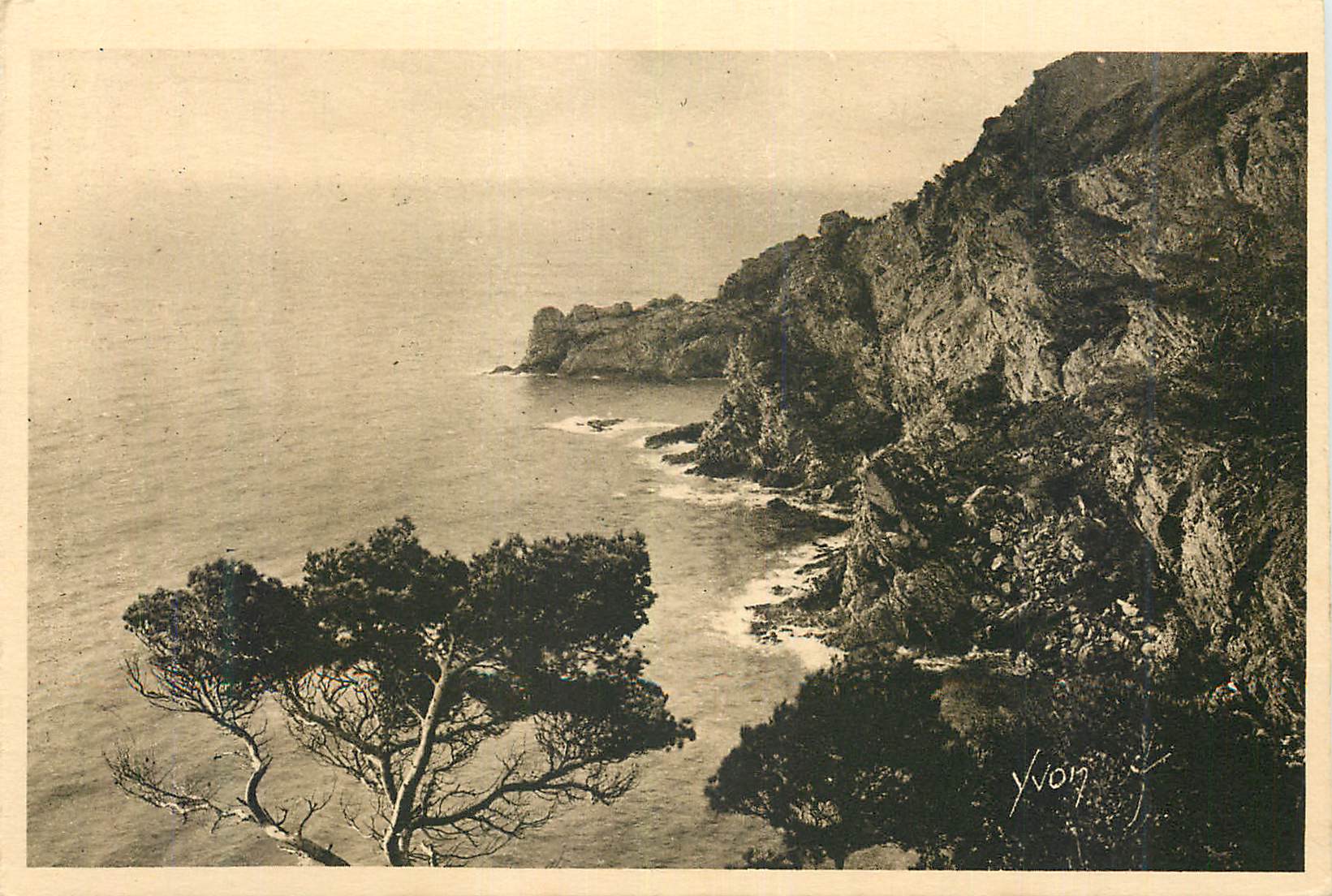 Vue de la côte — Yvon — n° 17
