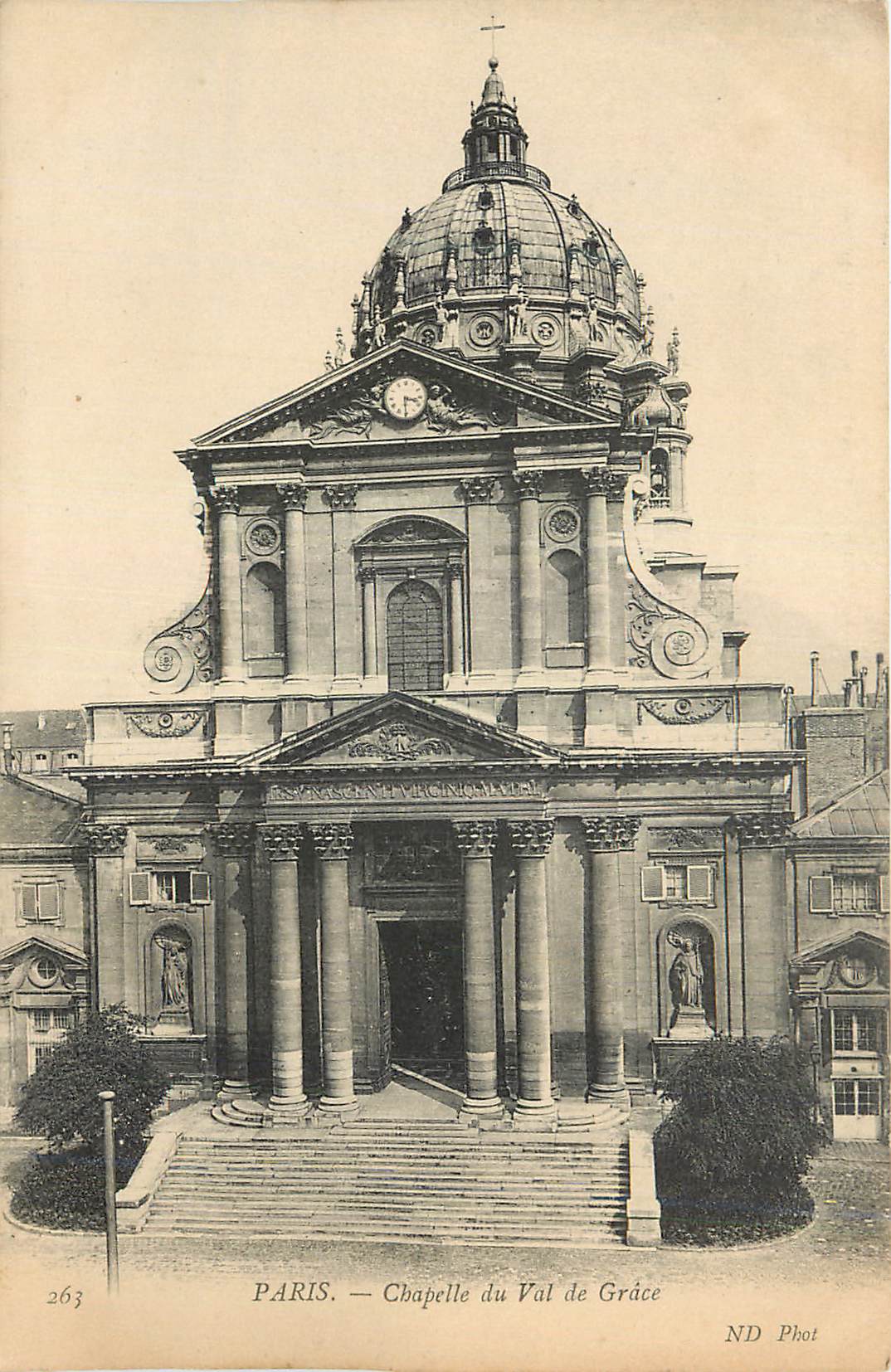 CPA Paris Chapelle du Val de Grace